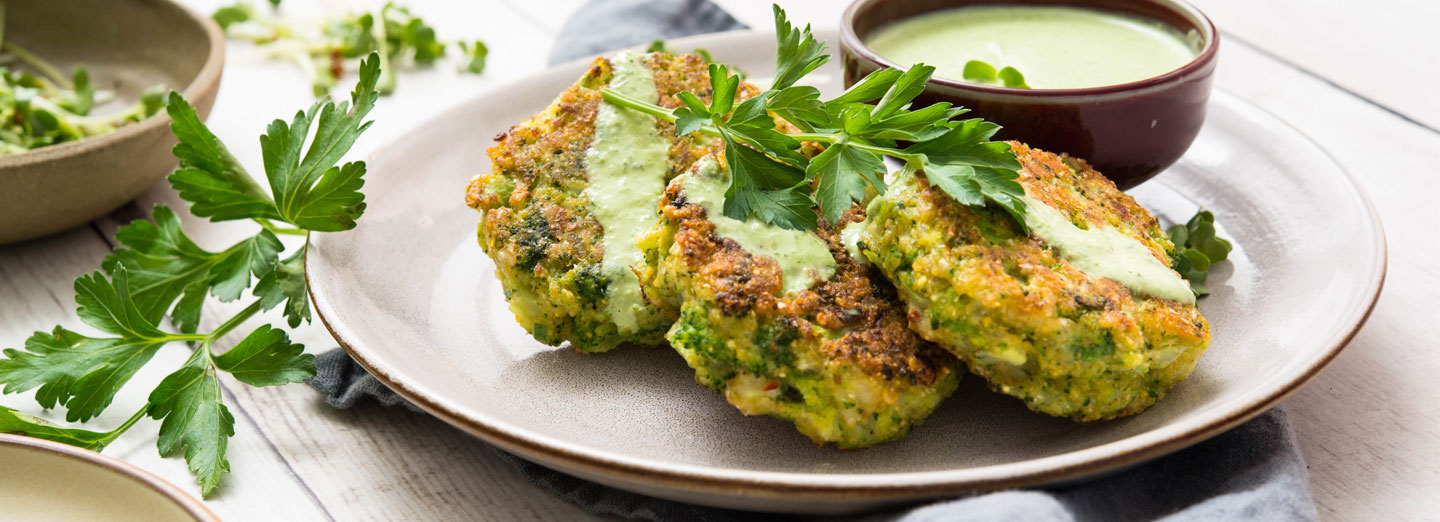 Broccoli Cakes with Herb-Yogurt Dipping Sauce